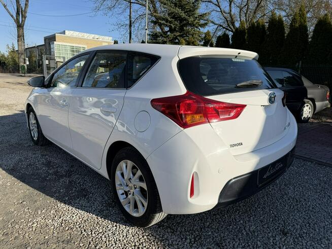 Toyota Auris 1.8 HSD 136KM Prestige Skóra PDC Kamera Otwock Mały - zdjęcie 5