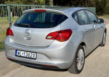 Opel Astra J 2014 - benzyna 1.6 MPI moc 115 KM tylko 124 km Legionowo - zdjęcie 2