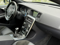 Volvo S60 2.0 benzyna R-design T3 Tarnowskie Góry - zdjęcie 11