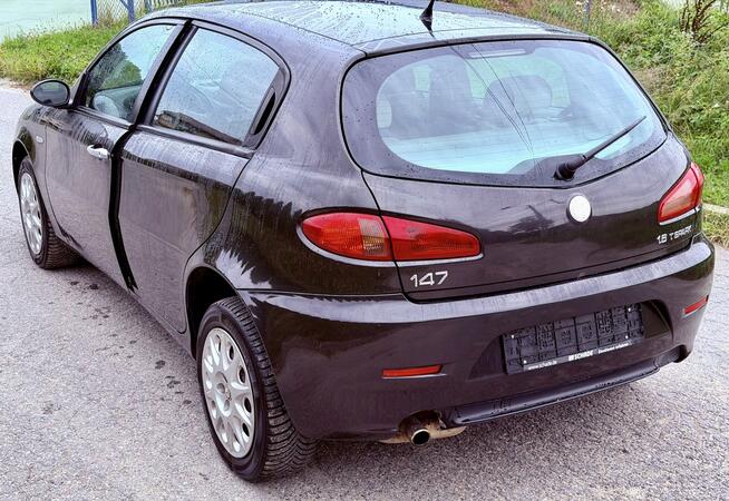Alfa Romeo 147 2007r 1.6 TwinSpark Krynica-Zdrój - zdjęcie 4