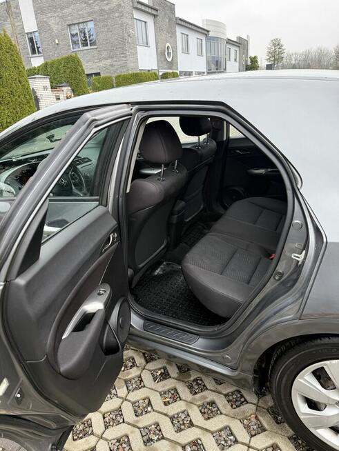 Honda Civic 1.4 i-VTEC • 2011 rok • Benzyna • Białołęka - zdjęcie 2