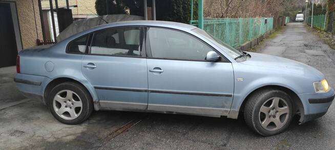Volkswagen Passat 1,9 TDI, 1999r. Ważne OC i przegląd Sanok - zdjęcie 4