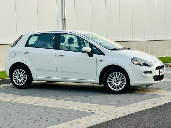 Fiat Punto Evo 1.4 Benz. 77 KM nowy rozrząd,olej,hamulce Mikołów - zdjęcie 6