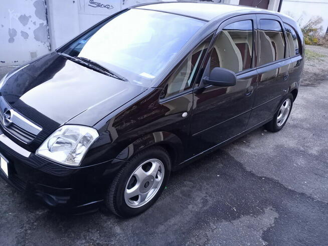 Opel Meriva 1,4b + LPG Sanok - zdjęcie 2