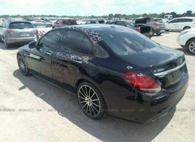 Mercedes C 300 2019, 2.0L, po gradobiciu Warszawa - zdjęcie 3