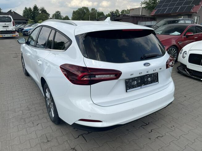 Ford Focus Automat  Kamera Podgrzewane: Szyba, fotele, kierownica Gliwice - zdjęcie 5