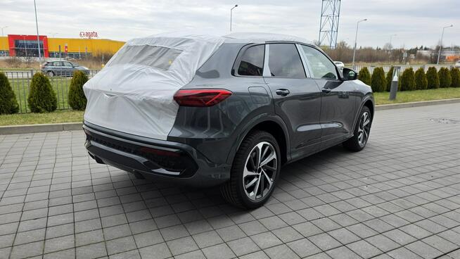 Audi Q5 TDI 204KM quattro S tronic pakiet Technology Comfort Hak Radom - zdjęcie 6