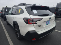 Subaru OUTBACK Bogata wersja wyposażenia / AWD / niski przebieg Tarnów - zdjęcie 5