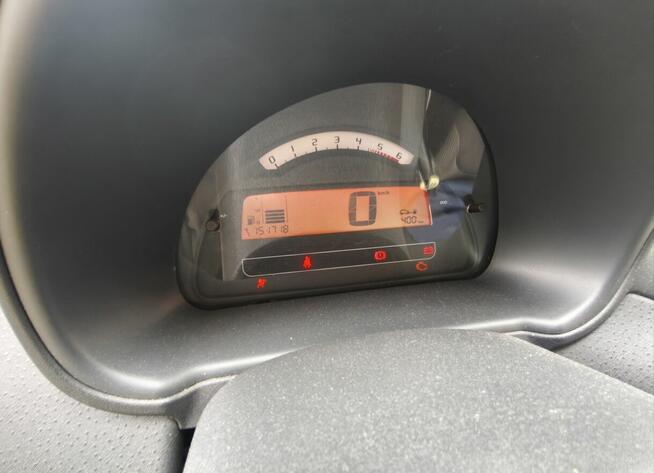 Citroen C2 - Czarny - Garażowany Częstochowa - zdjęcie 6