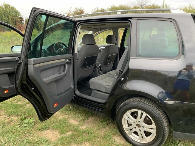 Volkswagen Touran 2.0 TDI Climatronic Webasto Hak 2 komplety Zamość - zdjęcie 5