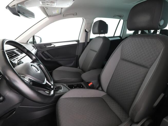 Volkswagen Tiguan R-Line automat navi PDC-kamera climatronic ACC Warszawa - zdjęcie 12