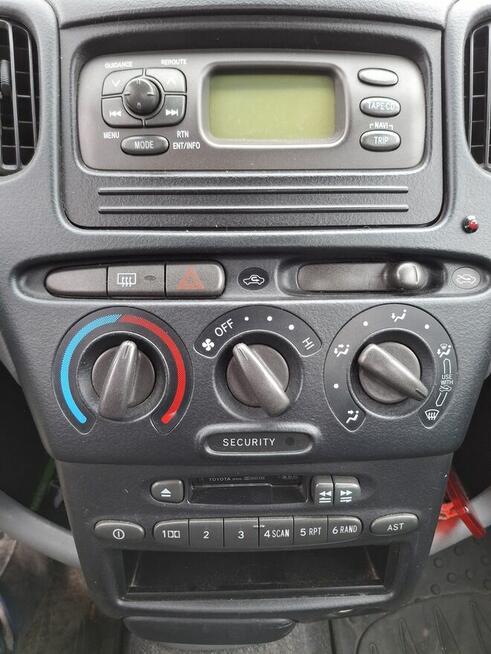 Toyota Yaris Verso Cieciułów - zdjęcie 5