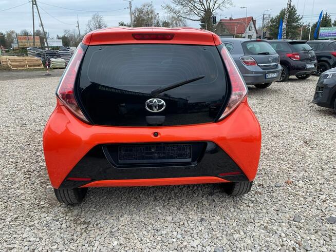 Toyota Aygo PIĘKNA I ZADBANA,NAVI,KAMERA,SERWIS Kanie - zdjęcie 8