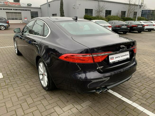 Jaguar XF 2.0d 180 KM Kraków - zdjęcie 8