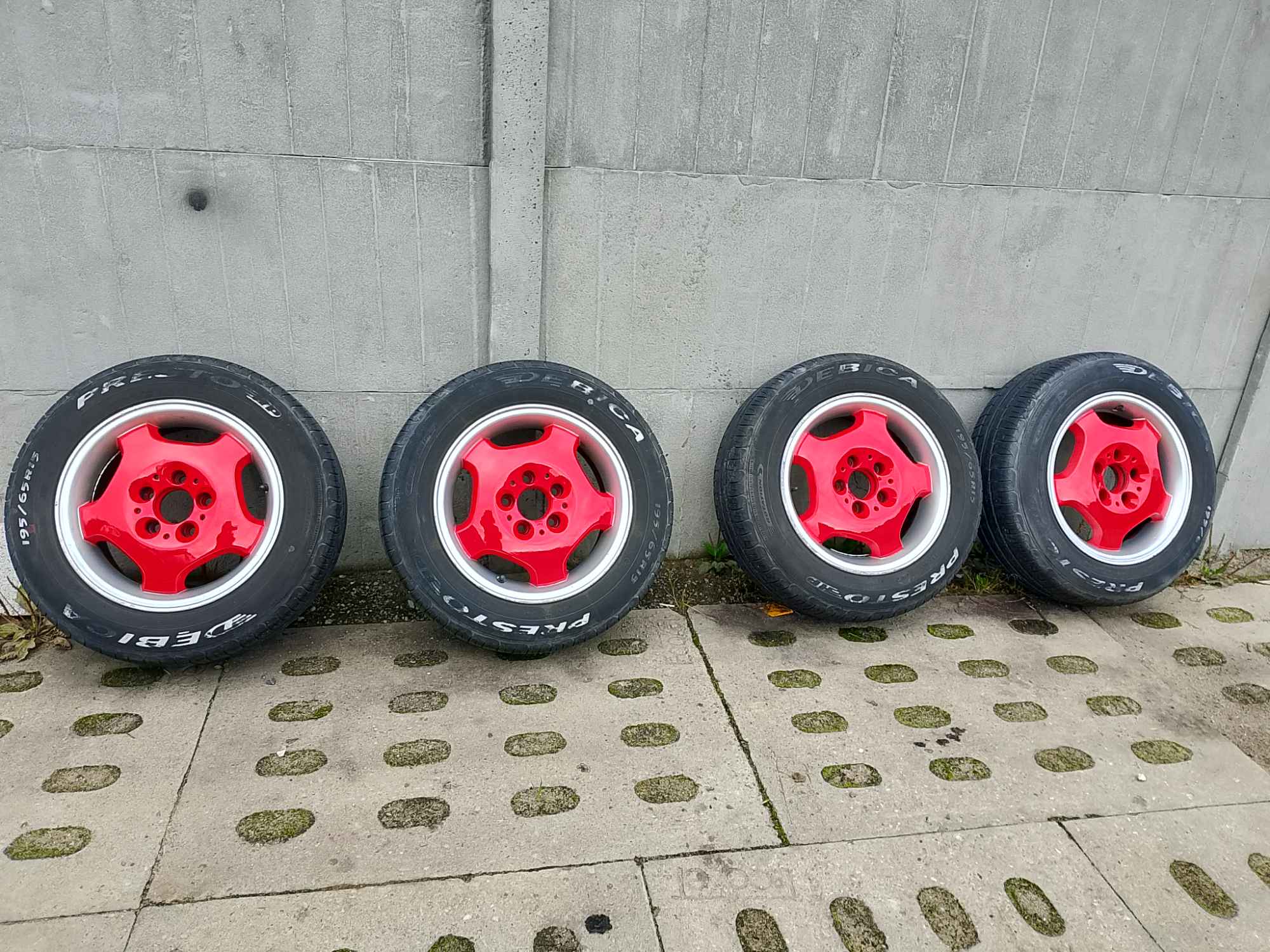 Sprzedam opony i felgi samochodowe na 15 na mercedesa Żukowo - zdjęcie 1