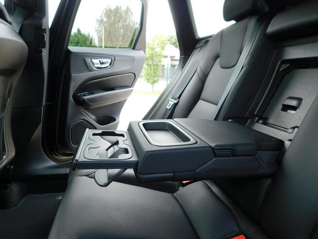 Volvo XC 60 z Gwarancją Kamera Skóra Fotele Comforty Żyrardów - zdjęcie 12