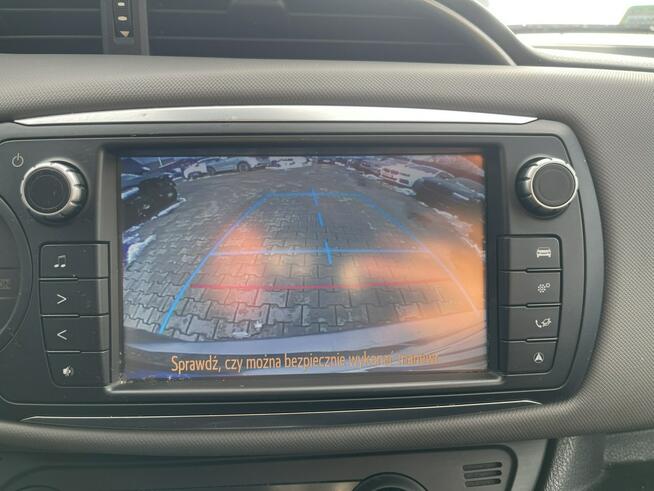 Toyota Yaris Automat Hybryda Klimatronik Kamera cofania Gliwice - zdjęcie 11