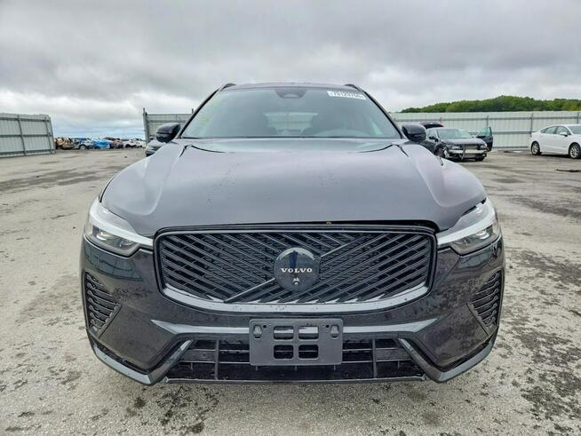 Volvo XC 60 Najwyższa wersja wyposażenia ULTRA / AWD / B5 Tarnów - zdjęcie 2