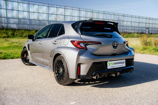 Toyota GR COROLLA CIRCUIT EDITION, 1.6 Turbo, 305 KM, 2023 Warszawa - zdjęcie 6