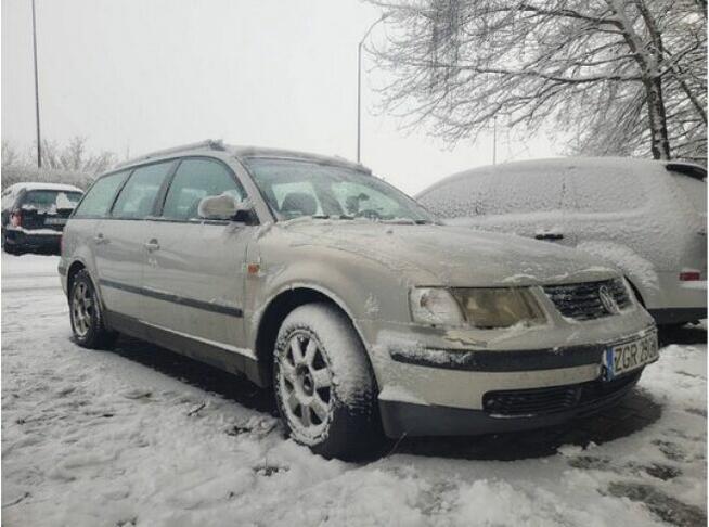 Volkswagen Passat B5 1.8 MR`96 E2 Szczecin - zdjęcie 3