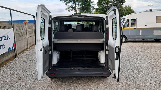 Renault Trafic Pięknie utrzymany! Niski przebieg! Igła! Zobacz! Rawa Mazowiecka - zdjęcie 12