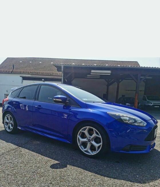 Ford Focus 2.0 ST PILNE Strzegom - zdjęcie 2