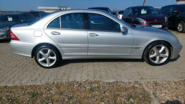 Mercedes C 180 1.8 143ps 180 Kompressor Avantgarde Alusy 17 NAVI Gniezno - zdjęcie 10