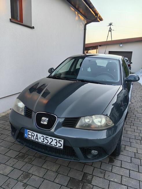 Seat Ibiza w bogatej wersji Style Gomunice - zdjęcie 1