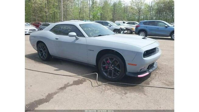 Dodge Challenger 5.7 HEMI / automat / niski przebieg Wrocław - zdjęcie 1
