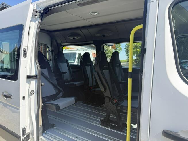 Renault Master 9-osobowy średniak L2H2 inwalida rampa stopień klima Warszawa - zdjęcie 8