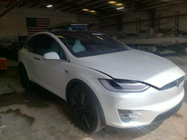 Tesla Model X 2019, po gradobiciu Warszawa - zdjęcie 2