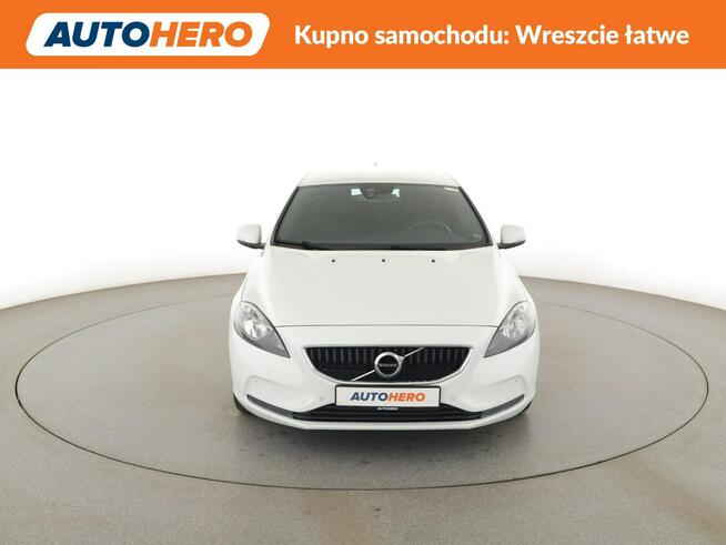 Volvo V40 navi grzane fotele PDC klima-auto. tempomat Warszawa - zdjęcie 11