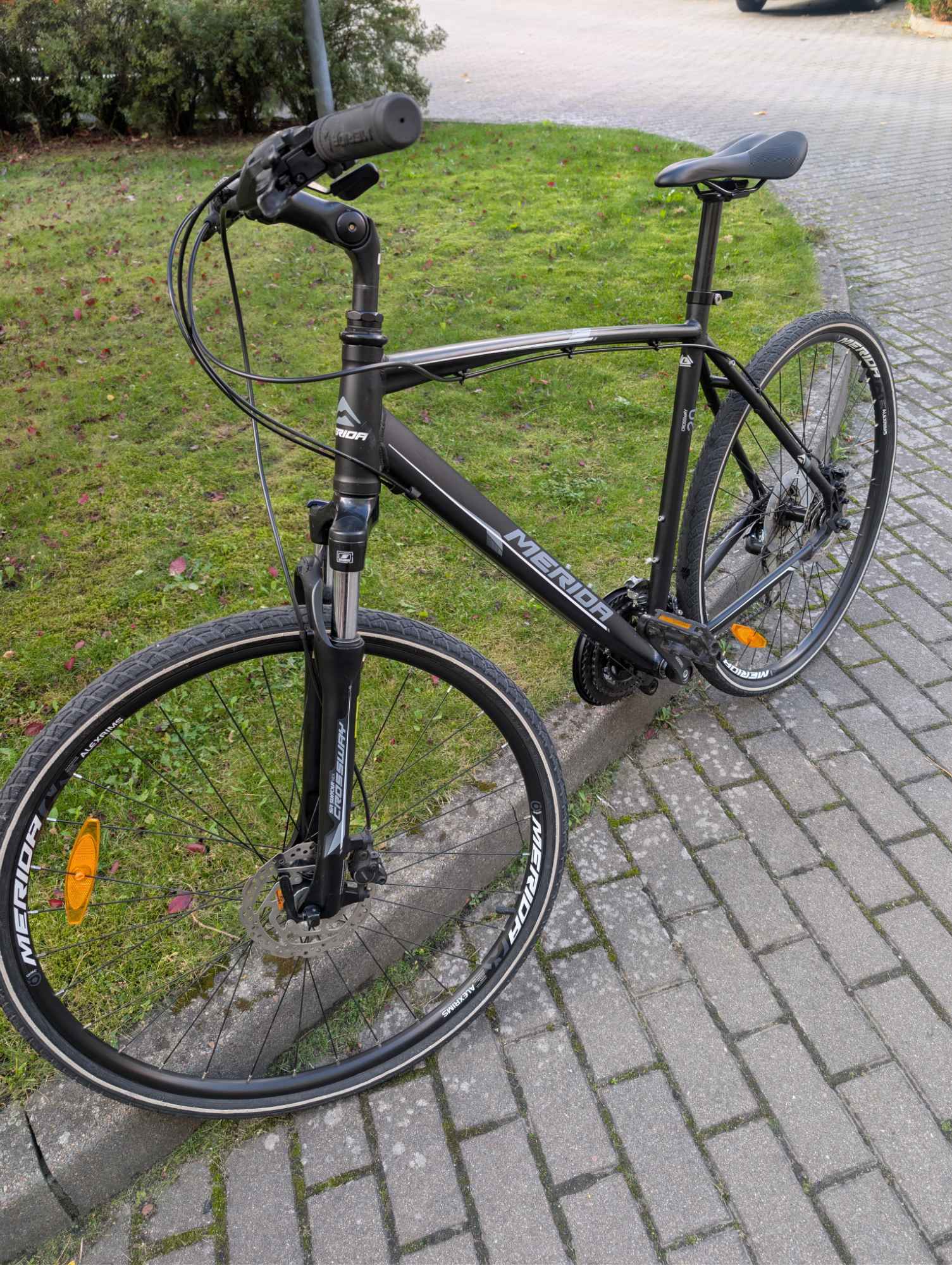 Zadbany i bardzo mało używany rower crossowy Merida Crossway 20 Wałcz - zdjęcie 11