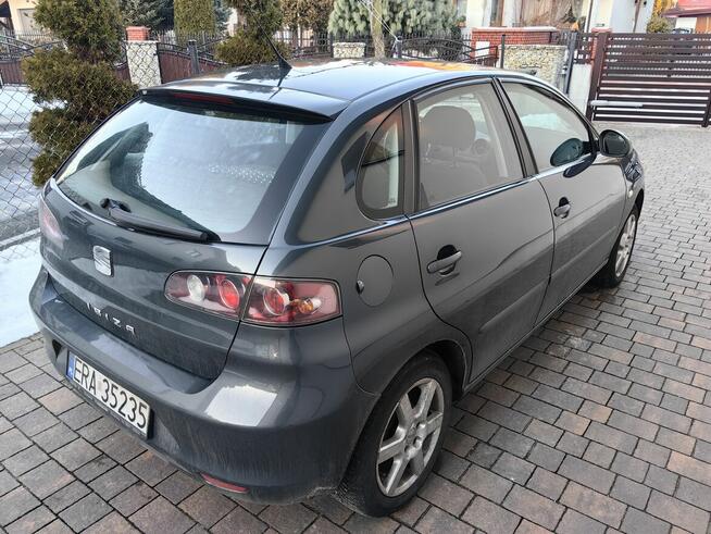 Seat Ibiza w bogatej wersji Style Gomunice - zdjęcie 9