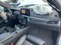 BMW 520 Mpakiet XDrive Skóra Kamera Pamięć Panorama HAK 190KM Gliwice - zdjęcie 9