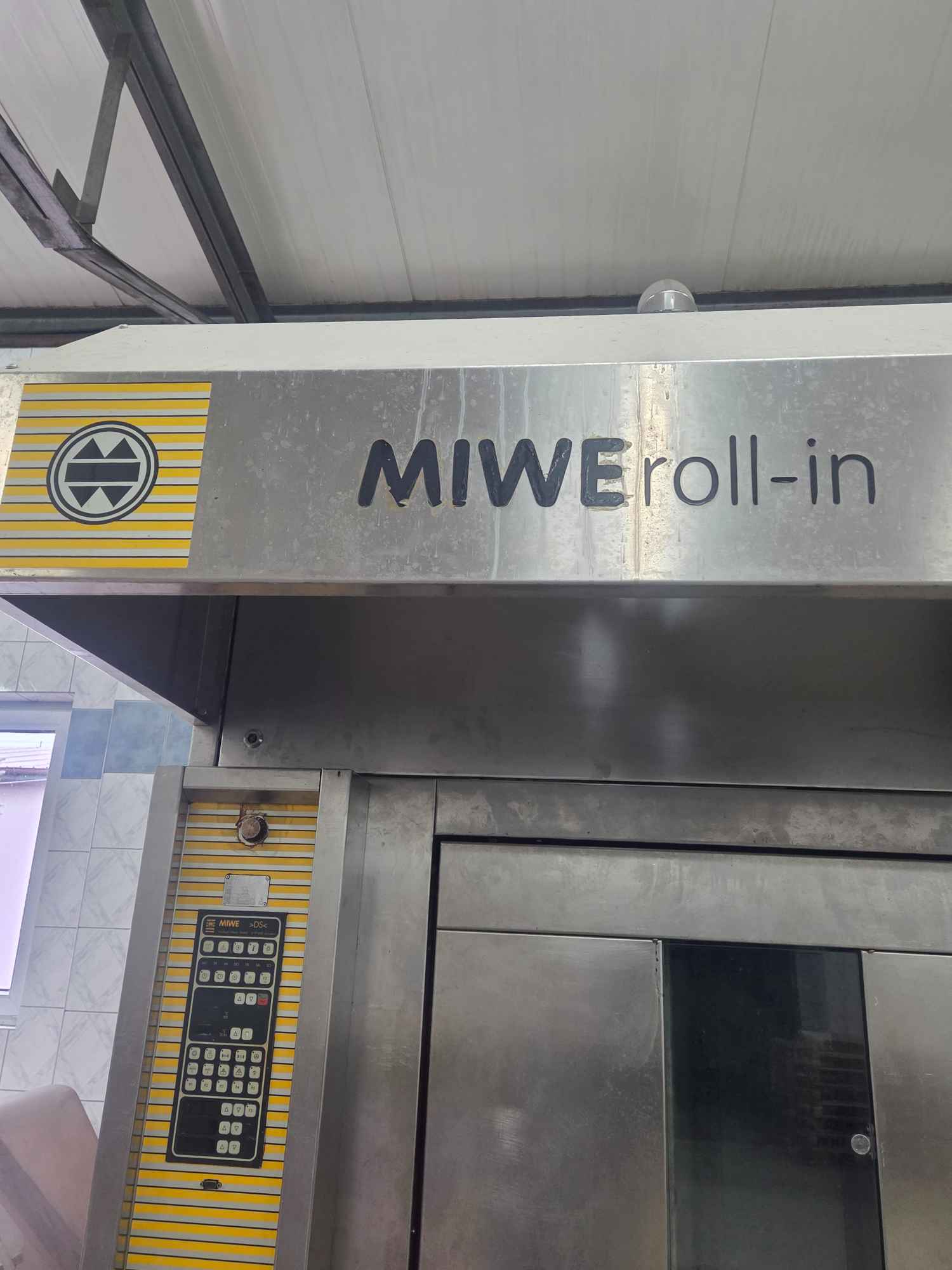 Piec piekarniczy wózkowy, obrotowy Miwe ROLL + komin + Tarnów - zdjęcie 2