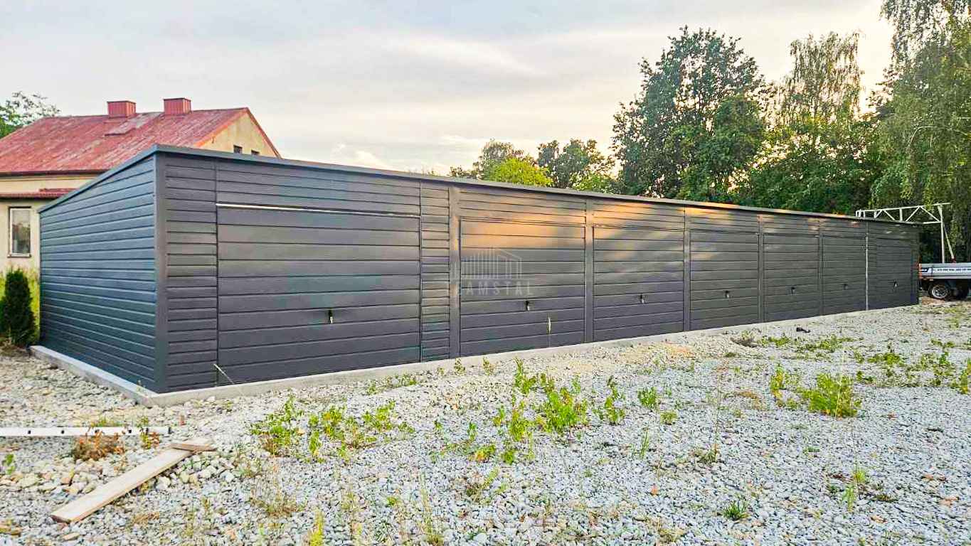 Rząd garaży 24x5,5m 7x brama uchylna antyracyt dach spad w tył TS871 Katowice - zdjęcie 2
