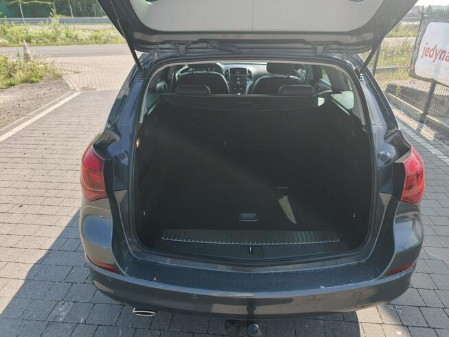 Opel Astra Sports Tourer Lipówki - zdjęcie 9