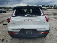 Volvo XC 40 / 2.0 250KM / 4x4 / Bogate wyposażenie / Tarnów - zdjęcie 6