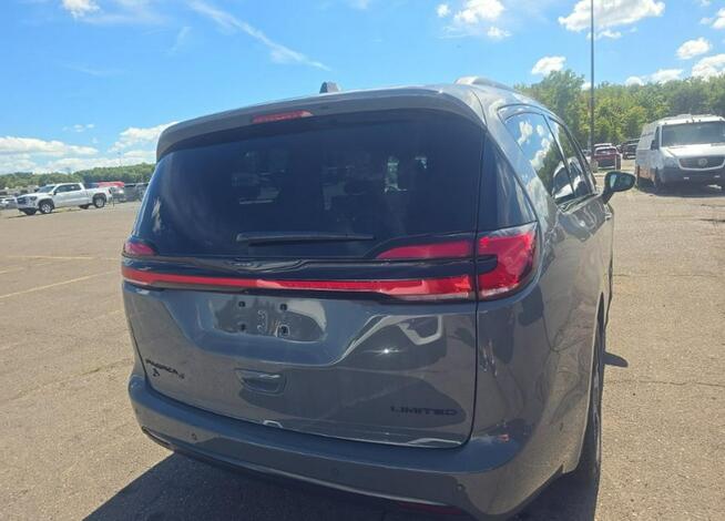 Chrysler Pacifica LIMITED / pakiet S / niski przebieg Tarnów - zdjęcie 6