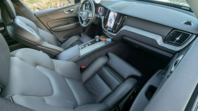 Volvo XC 60 Nagłośnienie Harman Kardon, Kamery 360 Plus Dark Kamienna Góra - zdjęcie 4