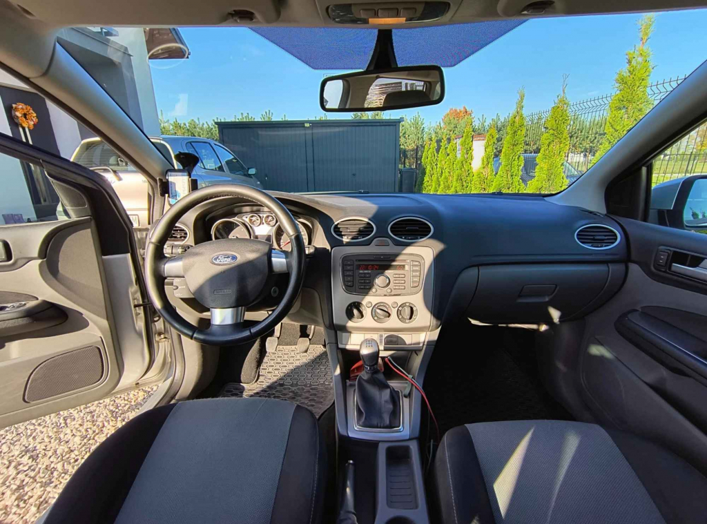 Ford Focus 1.6 TDCi cDPF Trend Niepołomice - zdjęcie 4