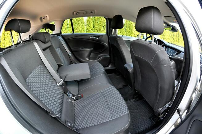 Opel Astra Sports Tourer 1.0 105 KM Climatronic Led Grzana Kierownica Płock - zdjęcie 10
