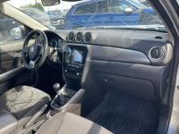 Suzuki Vitara Salon PL Hybryda Kamera Podgrzewanie Aktywny temp. Gliwice - zdjęcie 9