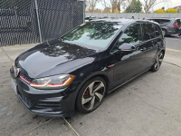Golf GTI SE Hatchback / Automat