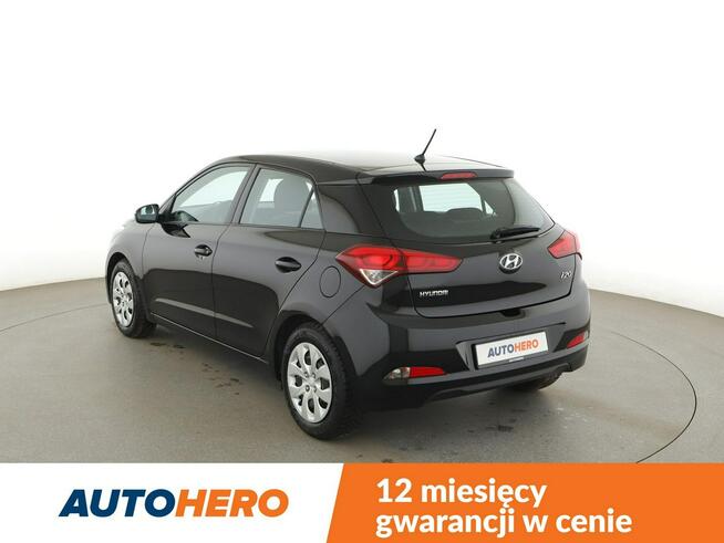 Hyundai i20 klima niski przebieg ks.serwisowa Warszawa - zdjęcie 4