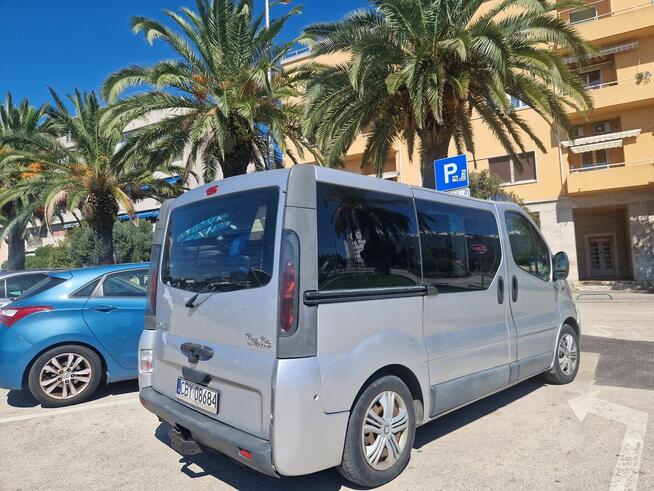 8-osobowy Renault Trafic 2005 1,9 dci Ciechocinek - zdjęcie 4