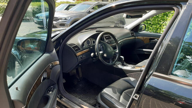 Mercedes W211 E Klasa 2.7 CDI Avantgarde Automat Warszawa Ursynów - zdjęcie 2