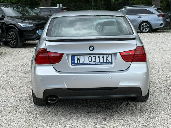 318d 136kM! Manual! Skórzane fotele! Dwustrefowa klimatyzacja! Pęcice - zdjęcie 4