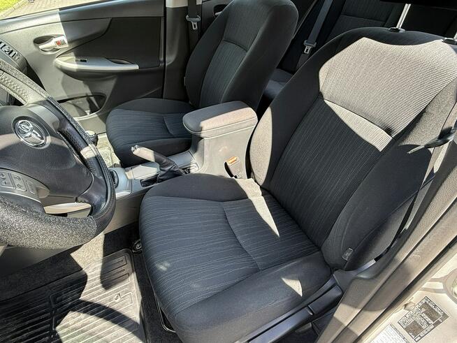 Toyota Corolla 2.0 D4D 126KM/Pod.Fotele/Bez DPF/SalonPolska Węgrów - zdjęcie 10